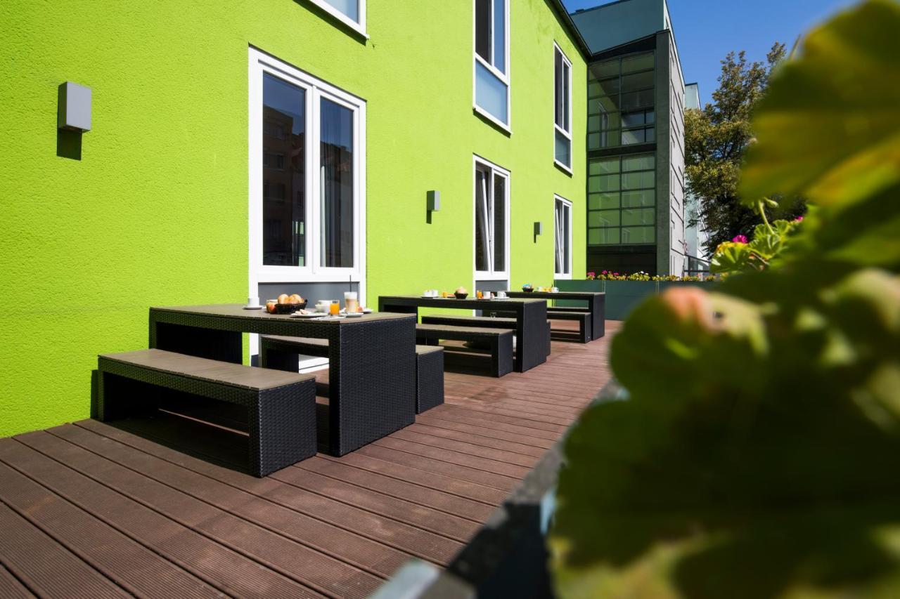 Riku Hotel Neu-Ulm Zewnętrze zdjęcie